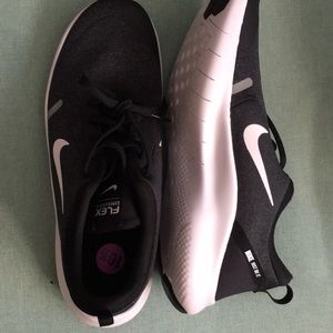 women’s flex experience 8 shoes